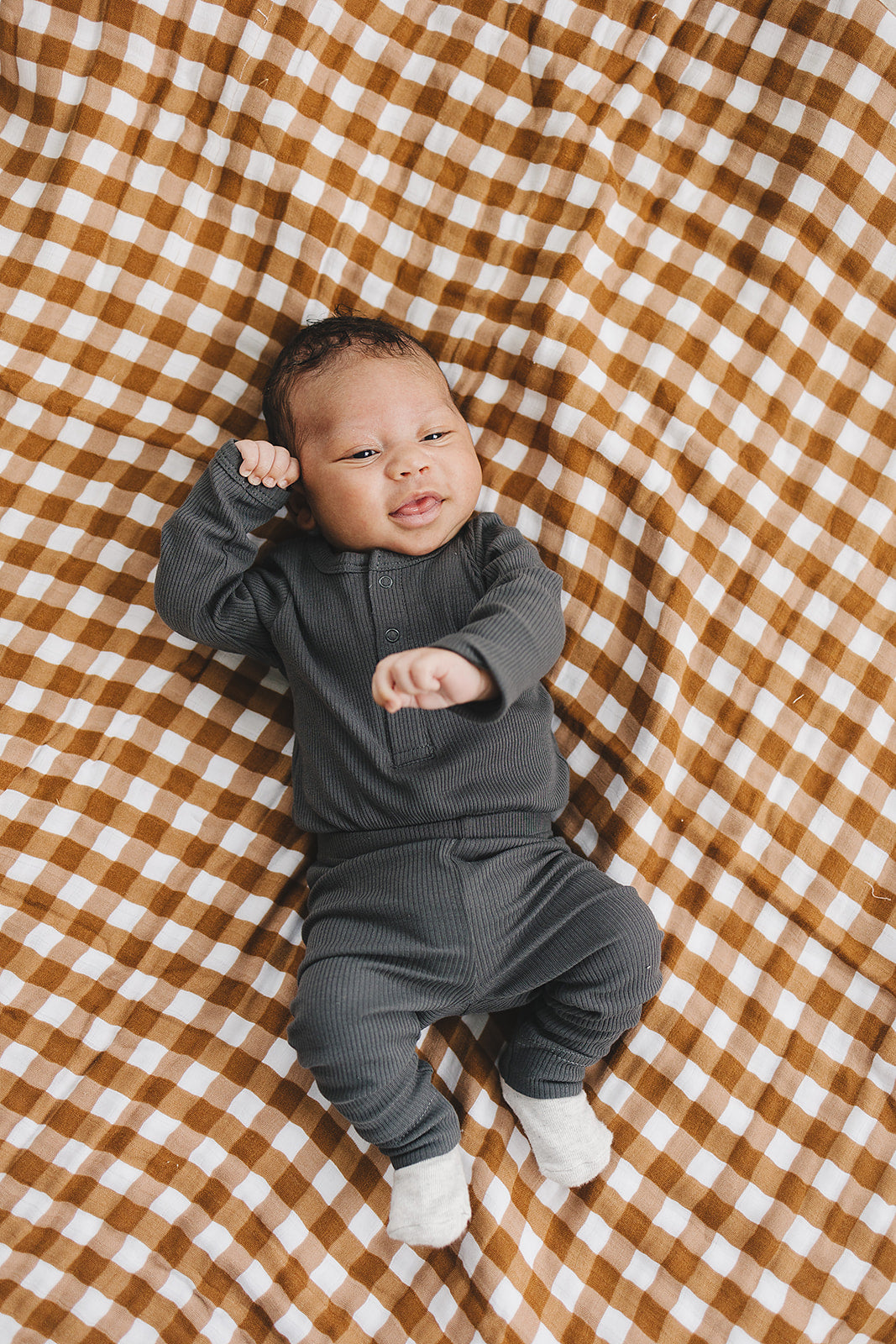 Charcoal Organic Snap Long Sleeve Ribbed Bodysuit - HoneyBug 