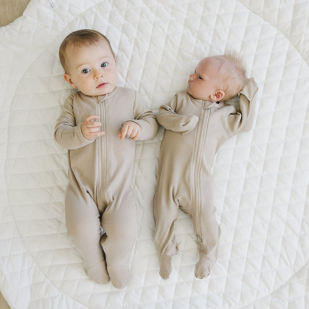 Oatmeal Organic Cotton Ribbed Zipper - HoneyBug 