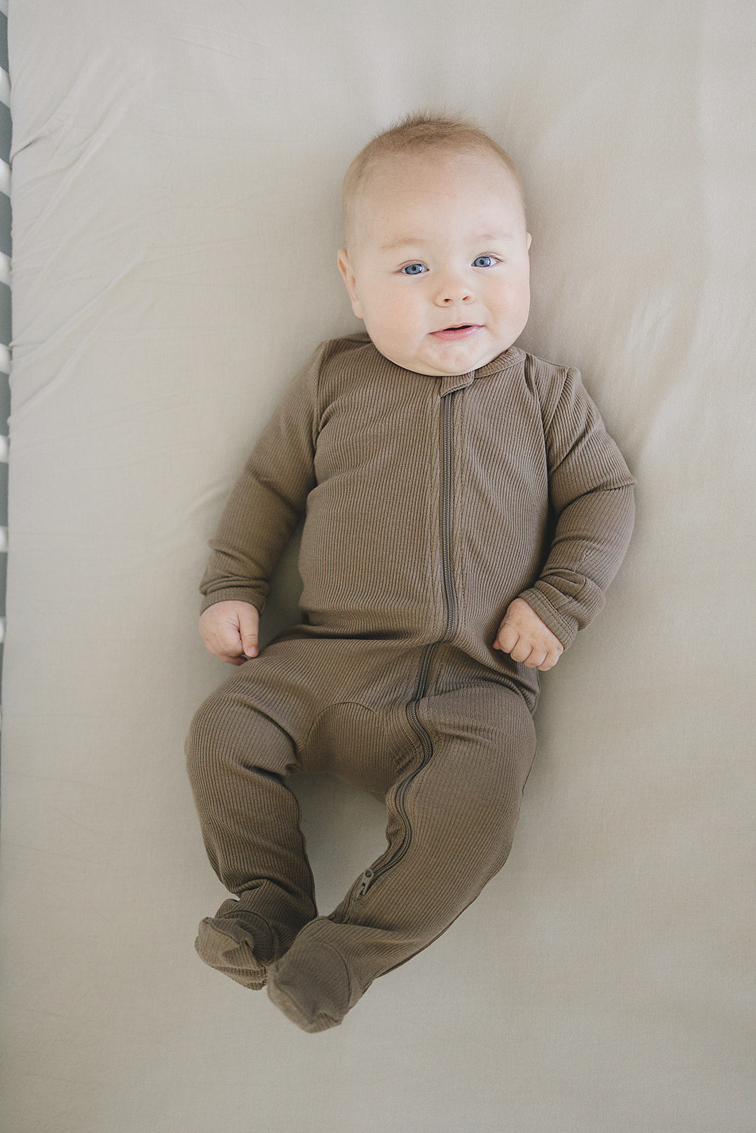 Cocoa Organic Cotton Ribbed Zipper - HoneyBug 