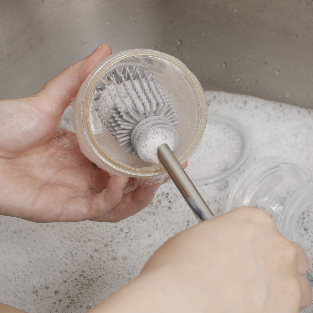 Haakaa Double-Ended Silicone Brush 1 PK - HoneyBug 