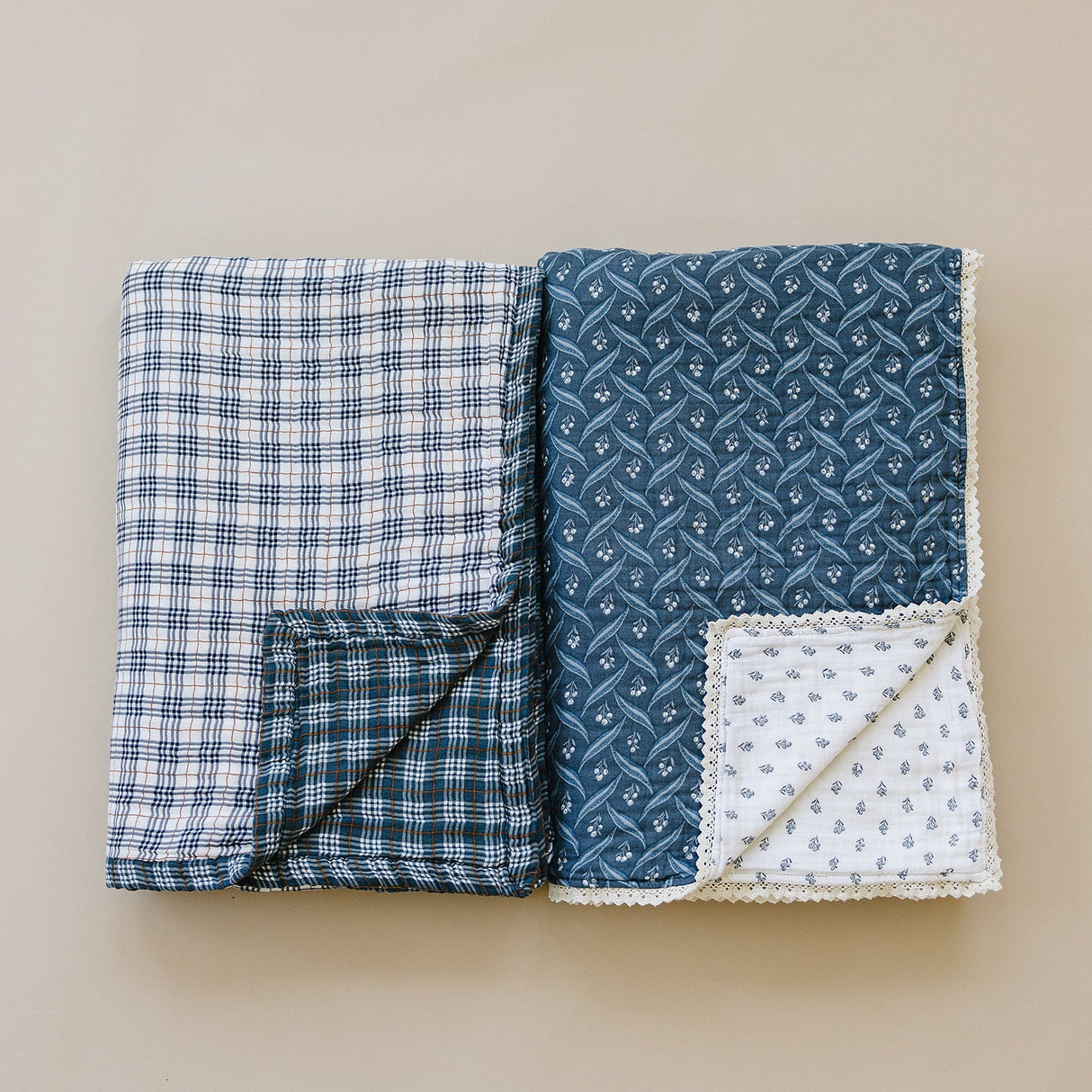 Navy Berry + Cream Berry Lace Twin Muslin Quilt - HoneyBug 