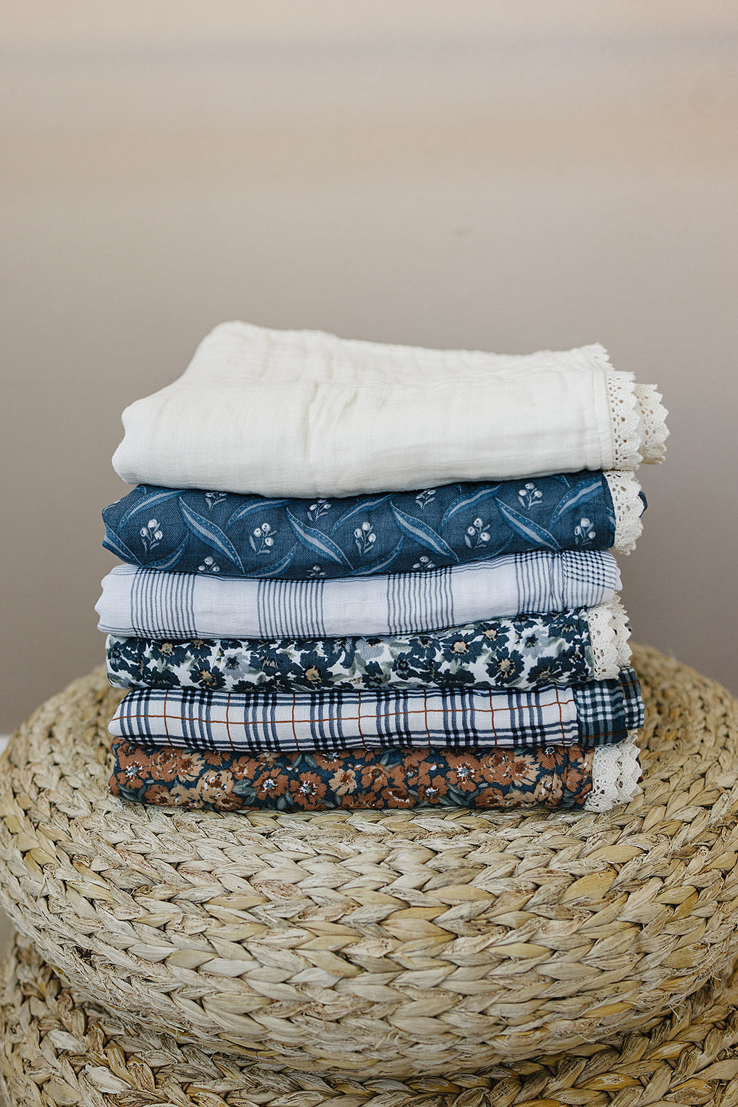 Cream Lace Muslin Quilt - HoneyBug 