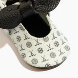 Power Play Knotted Bow Baby Shoe - HoneyBug 