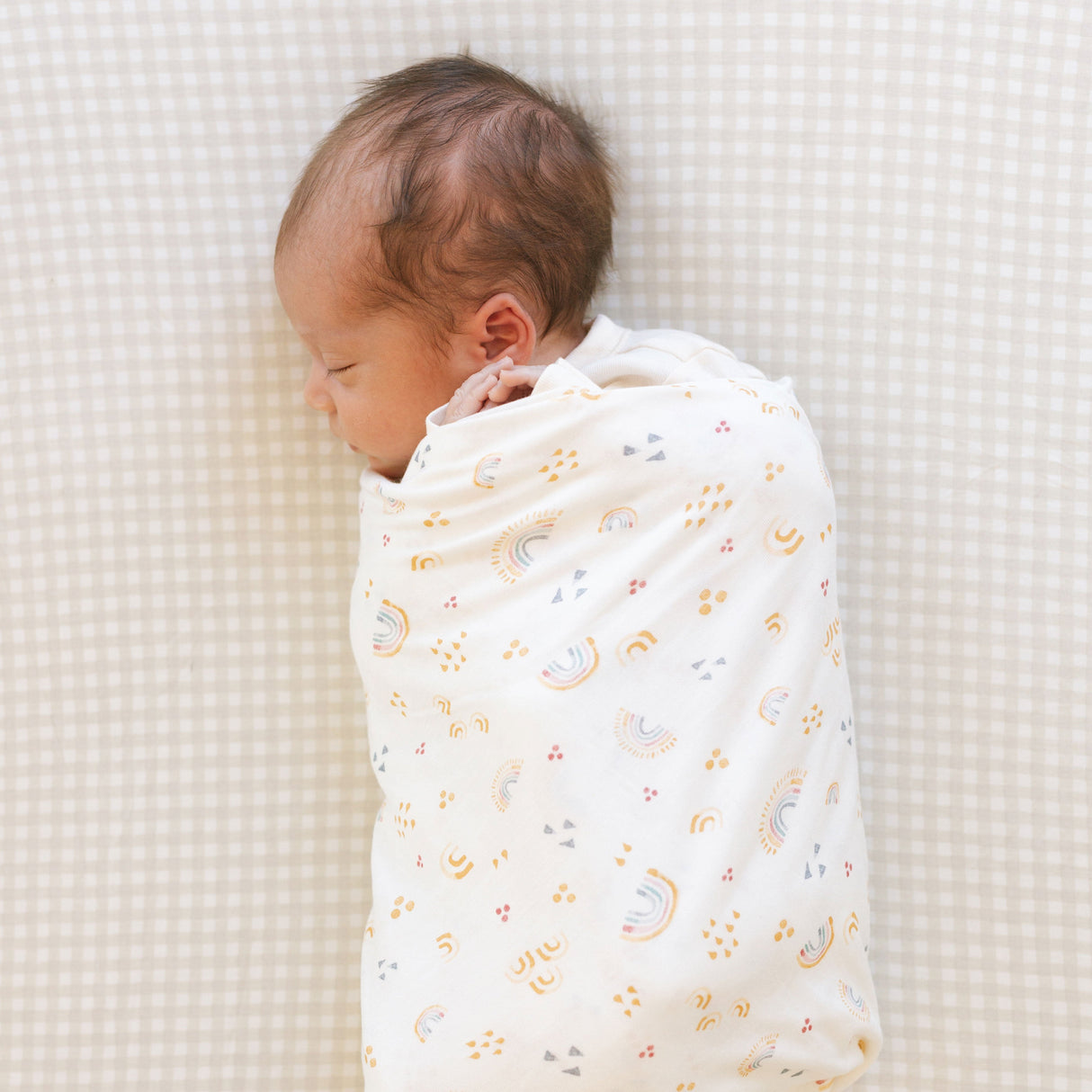 Stretch Knit Swaddle Blanket 2 Pack - Rainbows - HoneyBug 