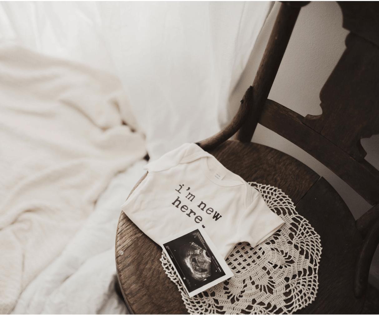 graphic bodysuit | i'm new here - HoneyBug 