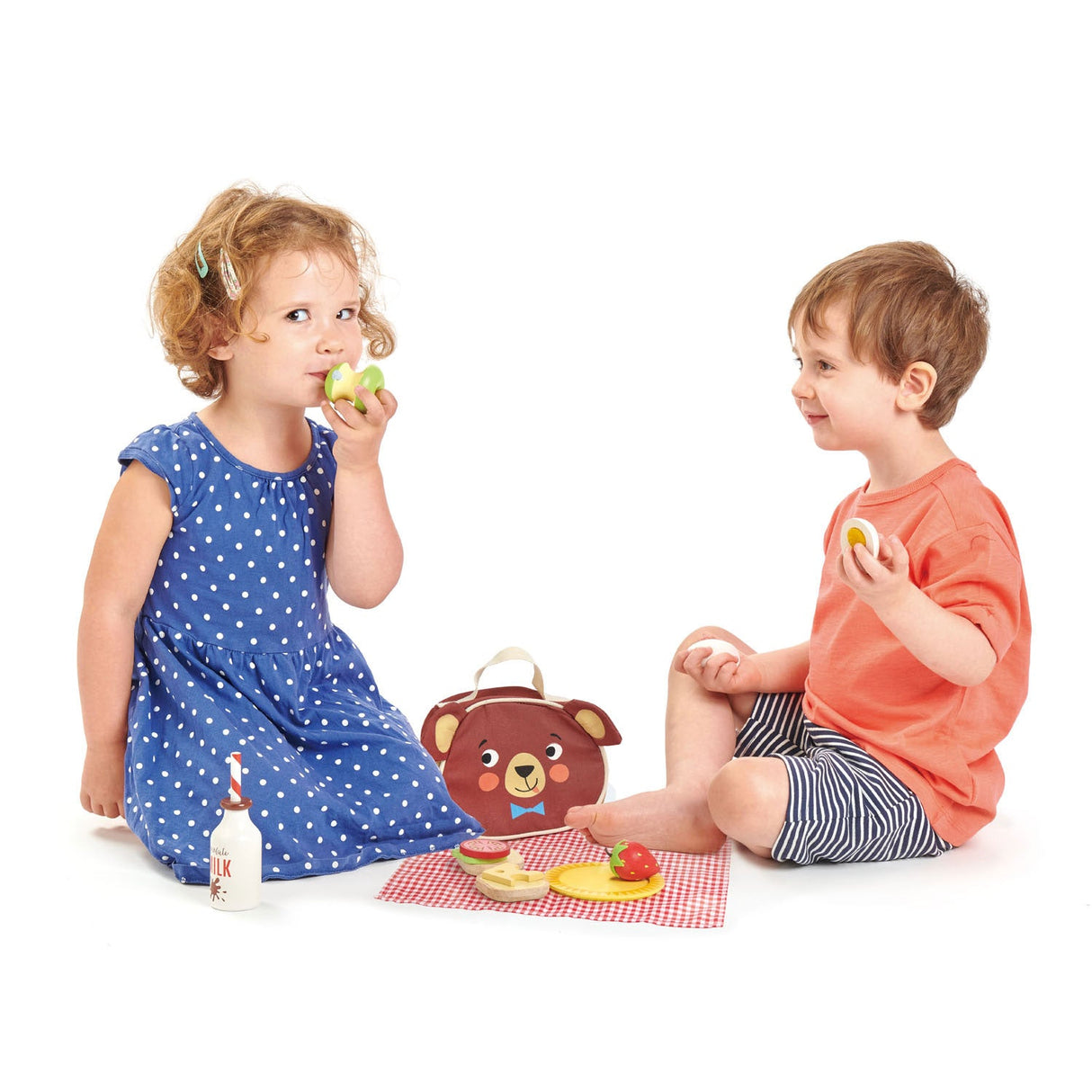 Little Bear’s Picnic - HoneyBug 