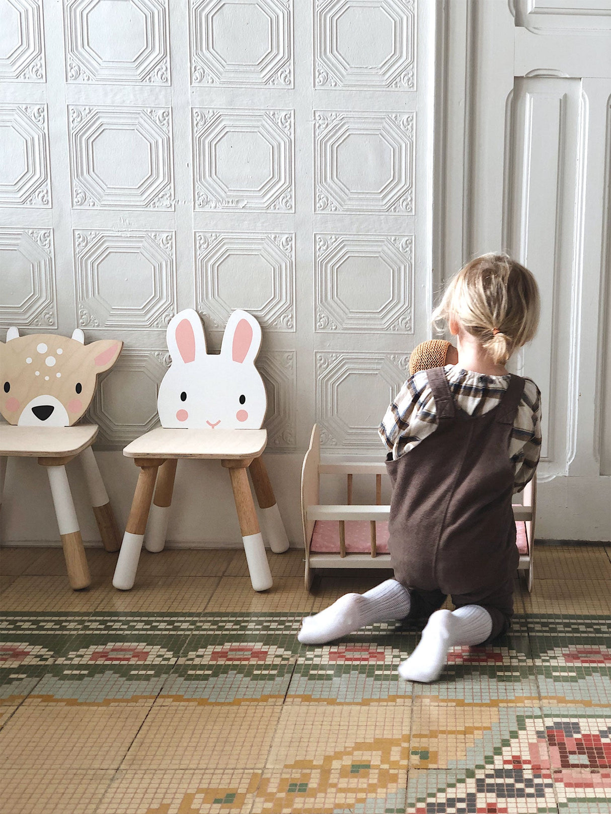 Forest Rabbit Chair - HoneyBug 