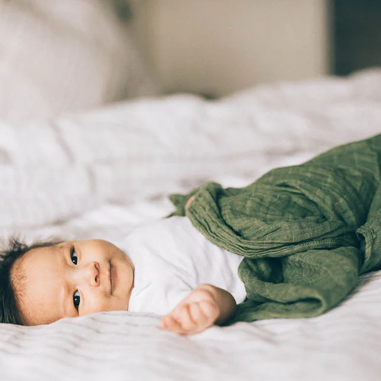 Cotton Muslin Swaddle Blanket - Fern - HoneyBug 