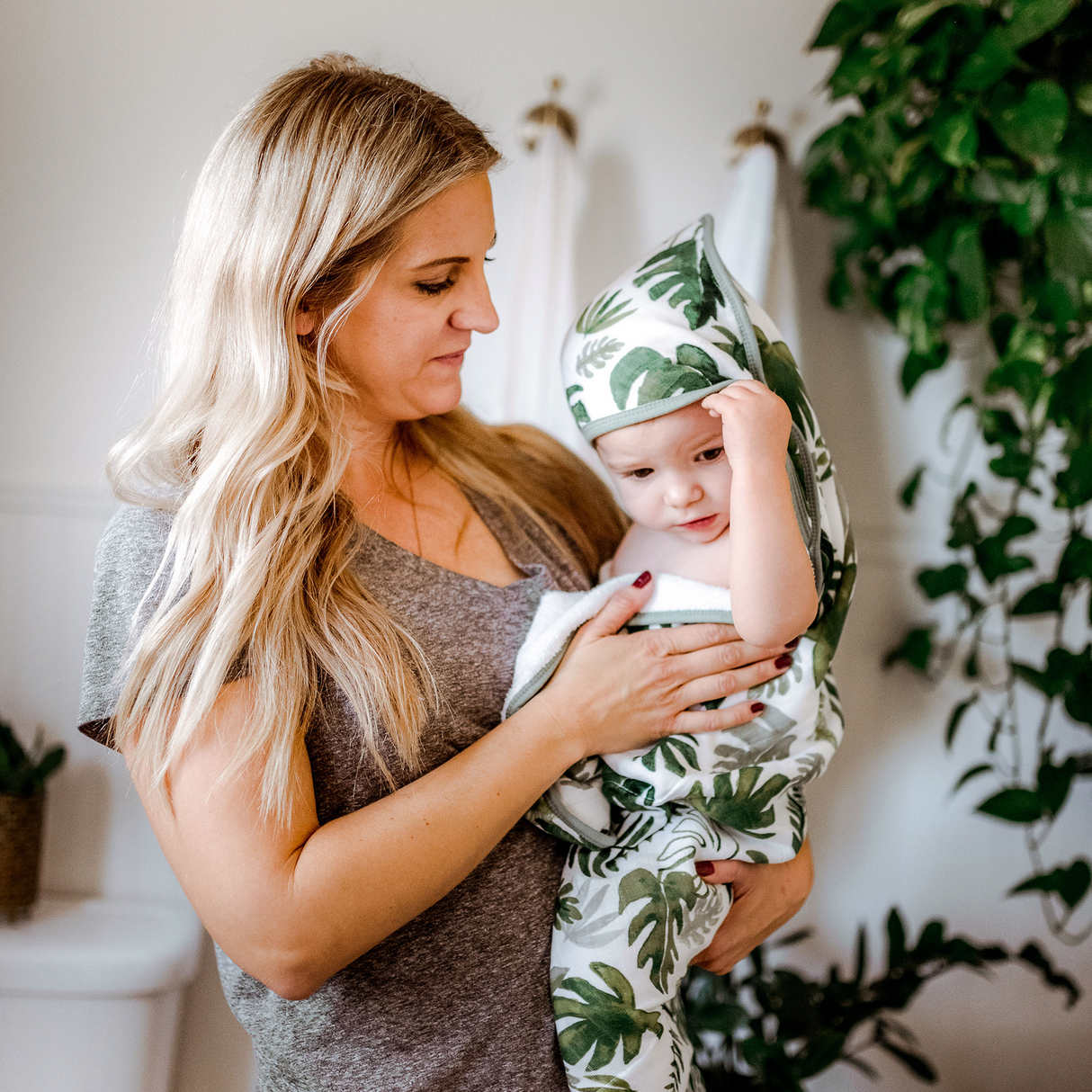 Infant Hooded Towel - Tropical Leaf - HoneyBug 