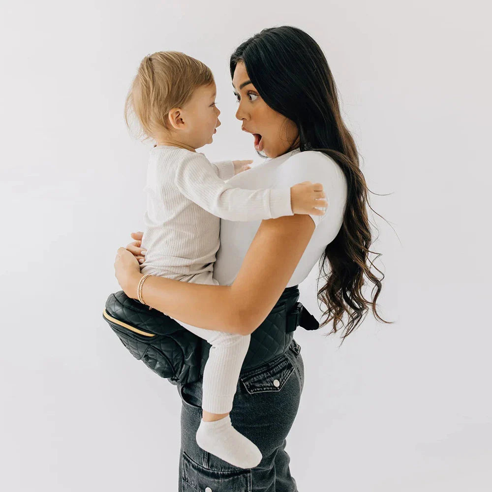 The Tushbaby Hip Carrier - HoneyBug 