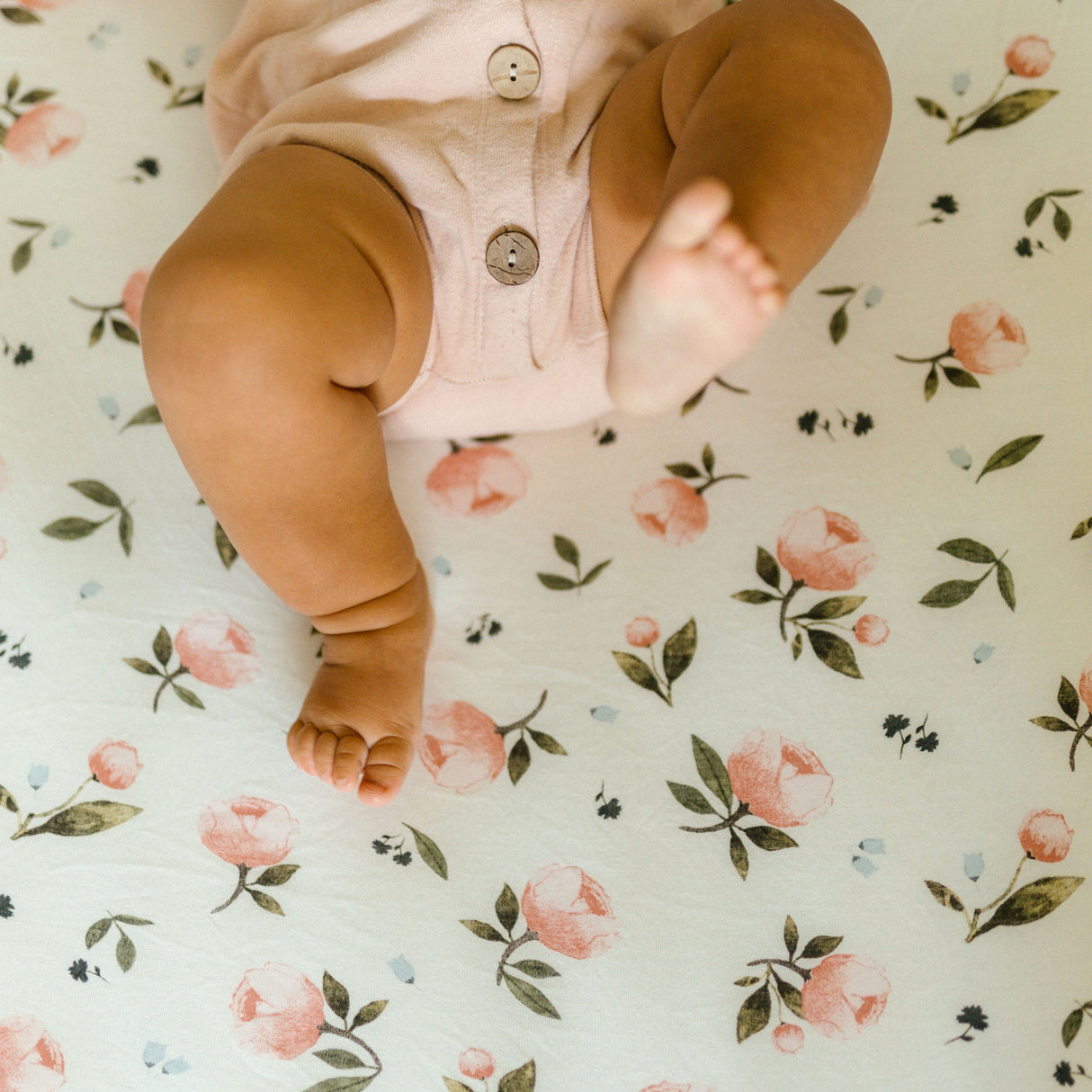 Stretch Knit Crib Sheet - Watercolor Rose - HoneyBug 