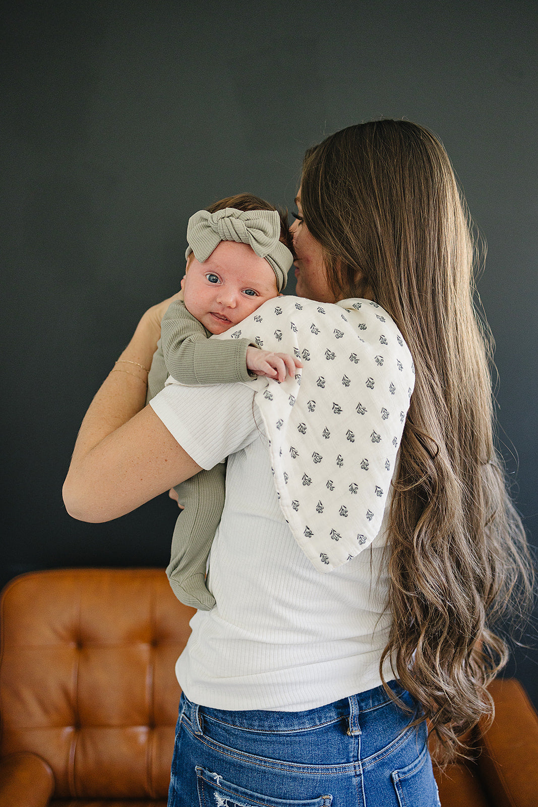 Cream Berry Muslin Burp Cloth - HoneyBug 