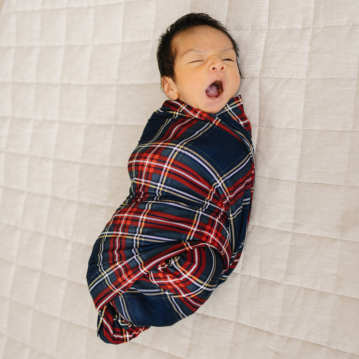 Christmas Plaid Bamboo Stretch Swaddle - HoneyBug 