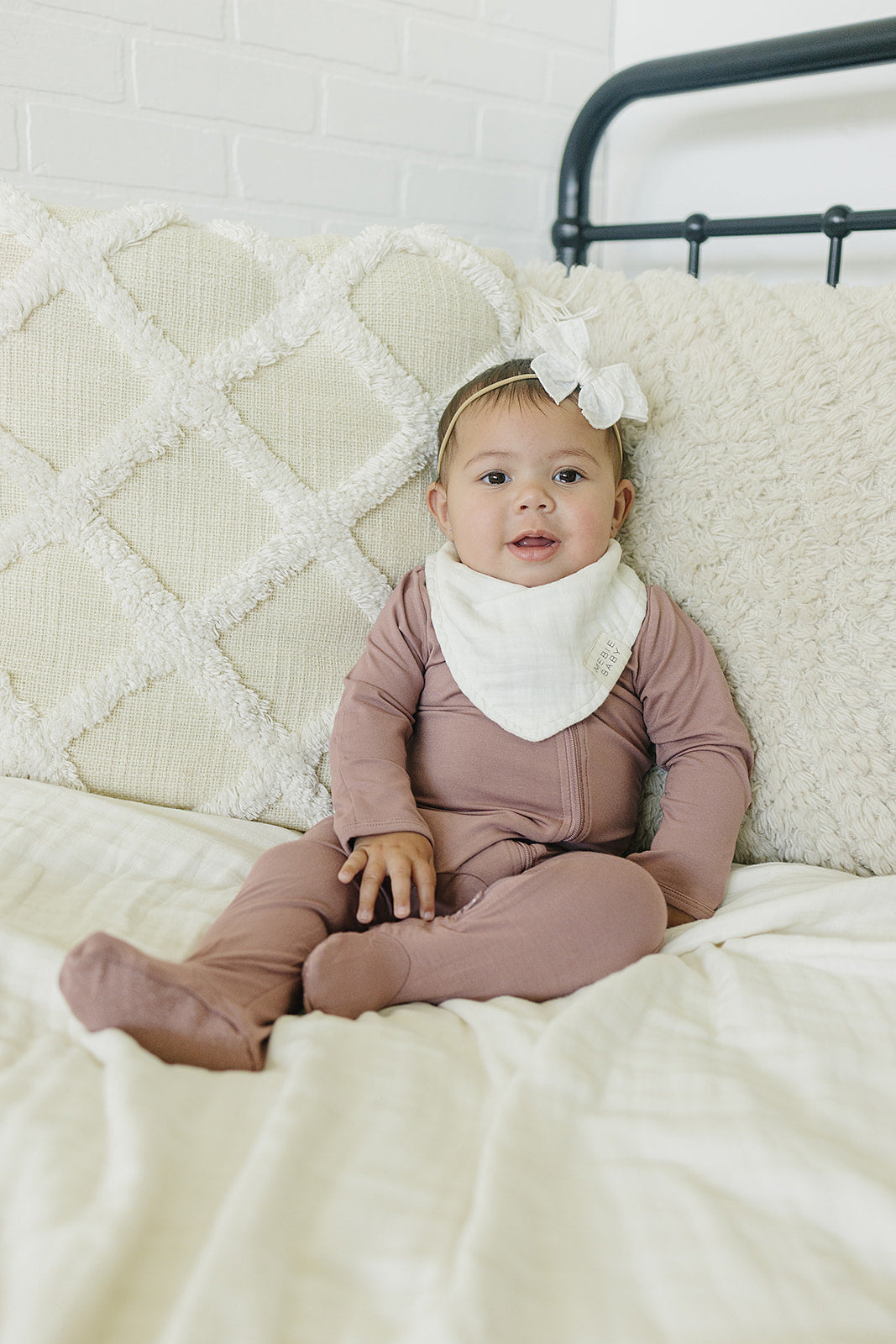 Cream Muslin Bib - HoneyBug 