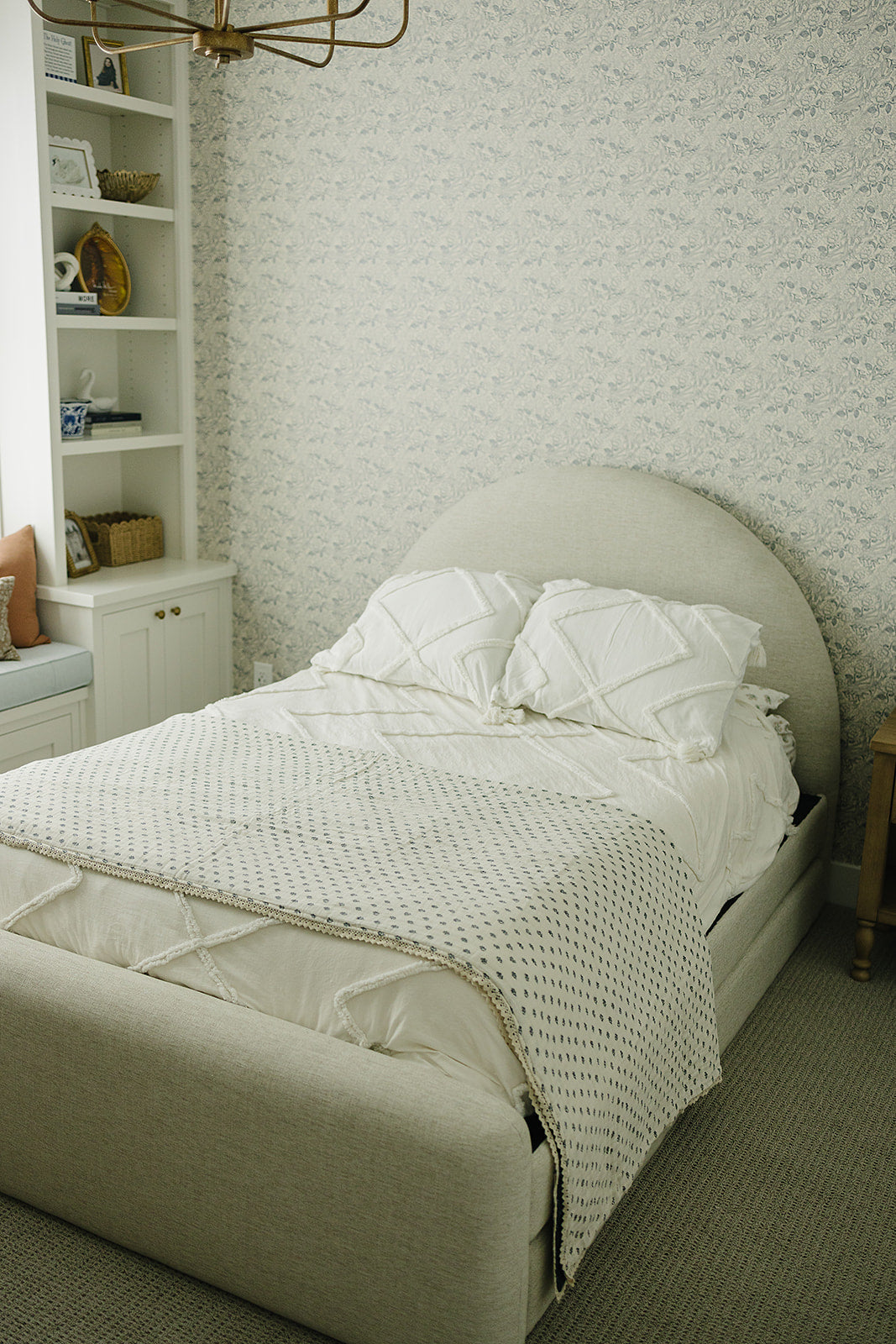 Navy Berry + Cream Berry Lace Twin Muslin Quilt - HoneyBug 