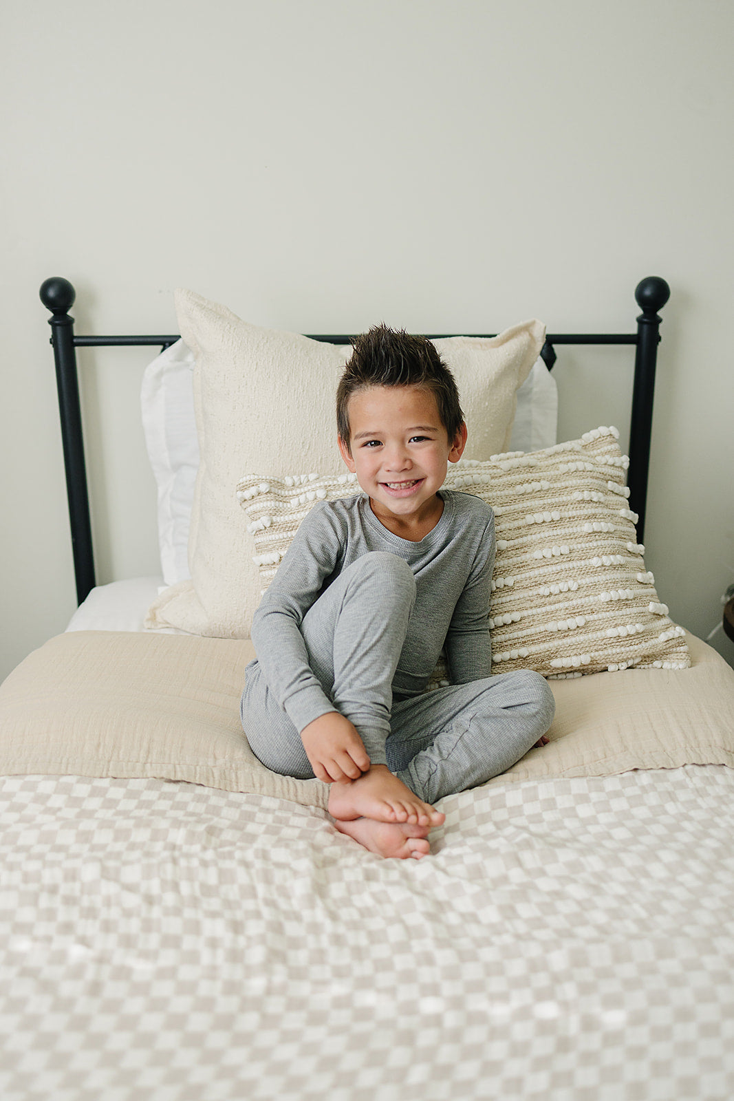 Taupe Checkered Twin Muslin Quilt - HoneyBug 