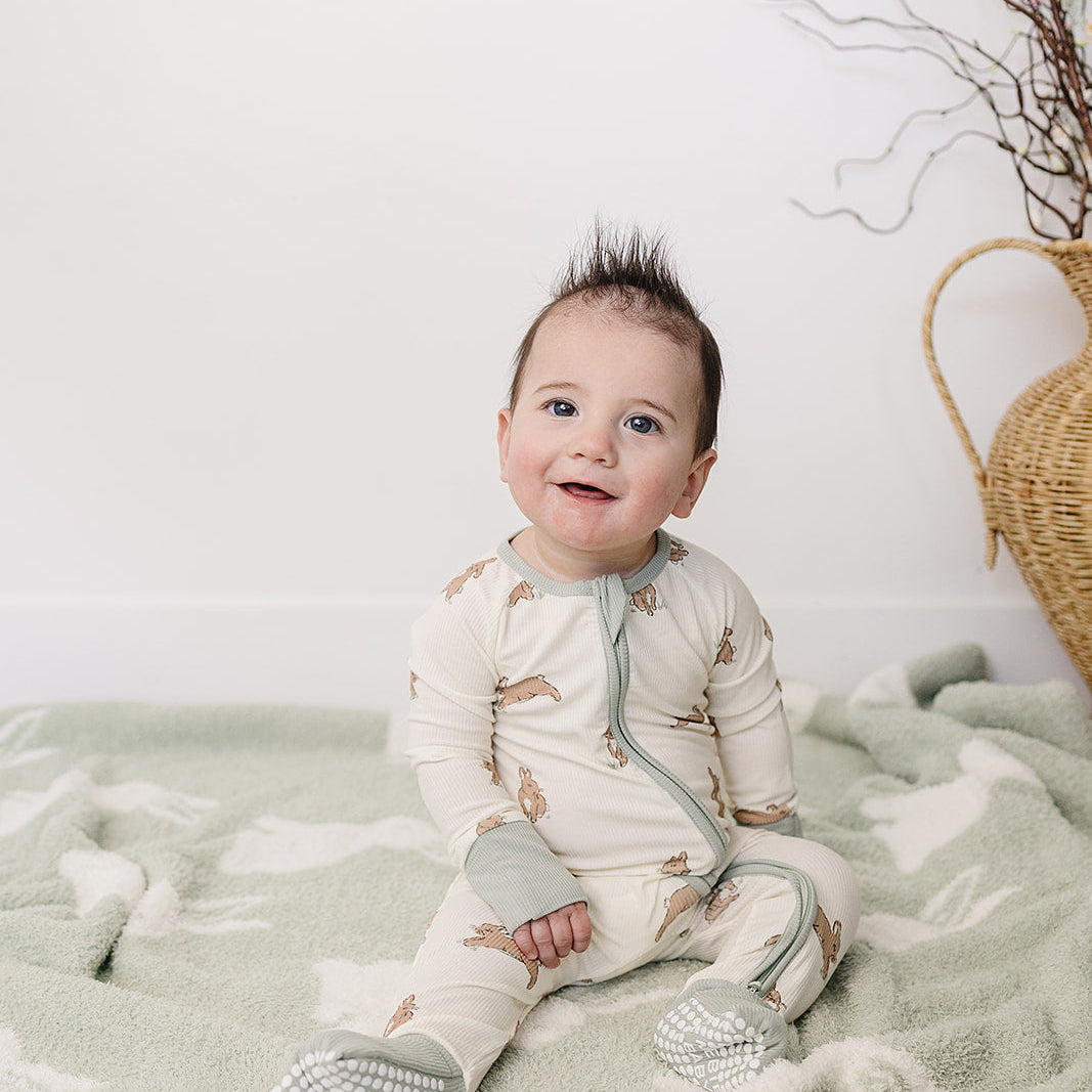 Bunny Ribbed Bamboo Zipper