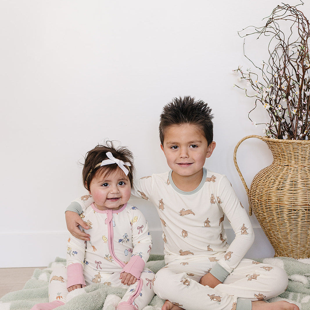 Pink Bunny Ribbed Bamboo Zipper