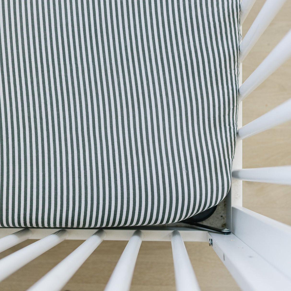 Green Stripes Muslin Crib Sheet - HoneyBug 