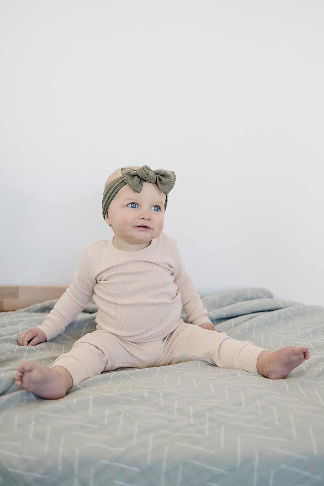 Desert Sage Muslin Quilt - HoneyBug 