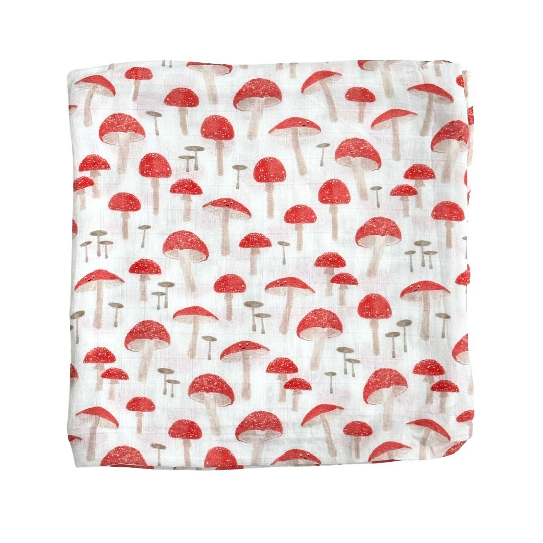 Bamboo Muslin Swaddle Blanket in Busy Bees - HoneyBug 
