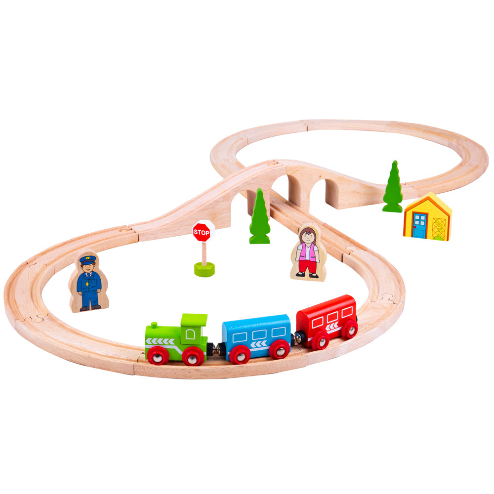 Figure of Eight Train Set - HoneyBug 