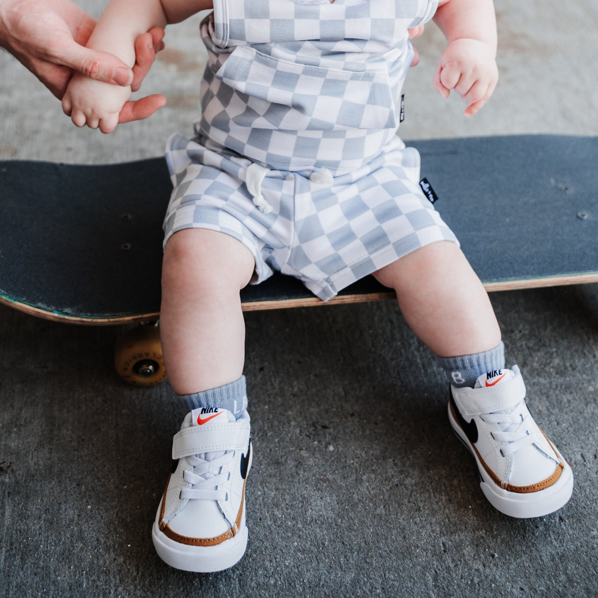 BAMBOO JOGGER SHORTS- Stone Check - HoneyBug 