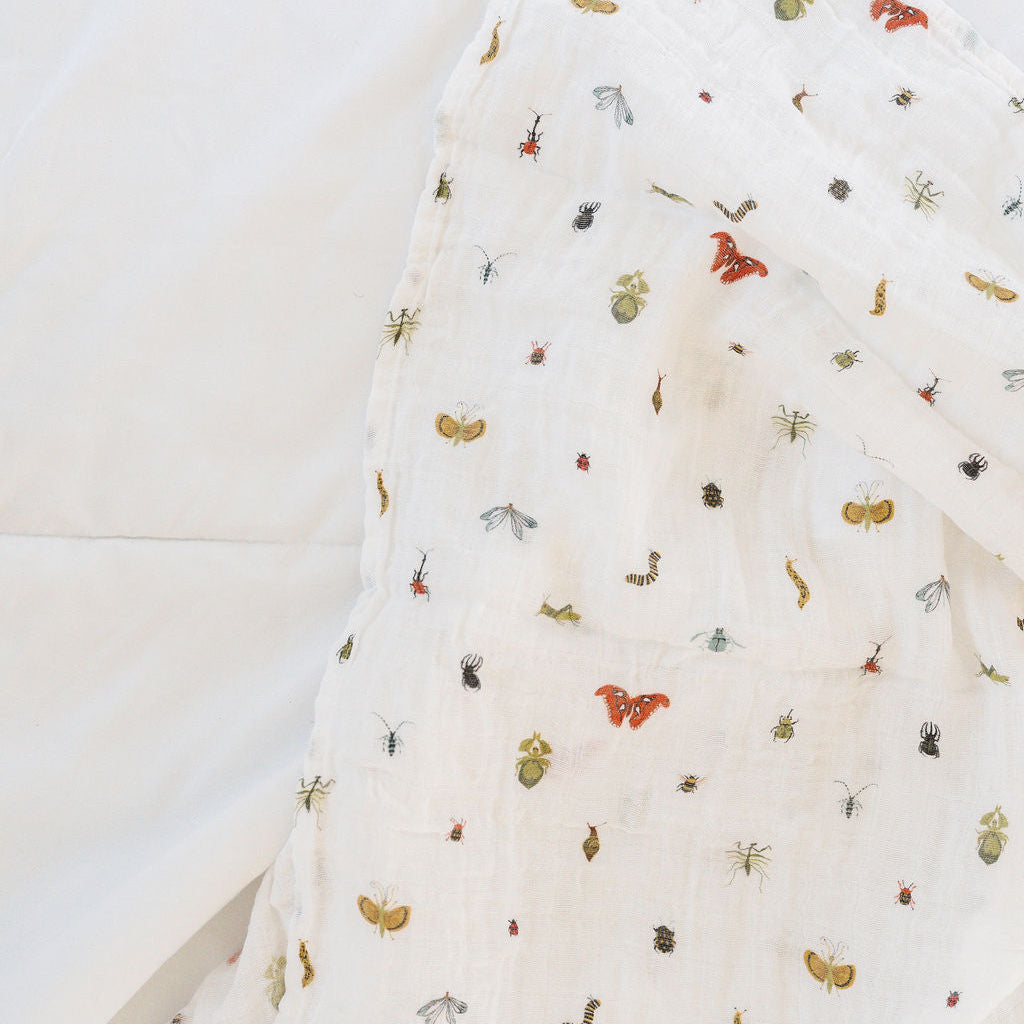 Cutie Crawlies Swaddle