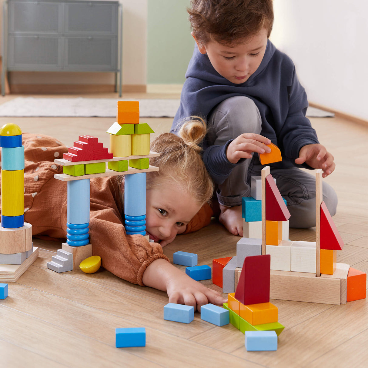 Colored Wooden Building Blocks - 85 Piece Set - HoneyBug 