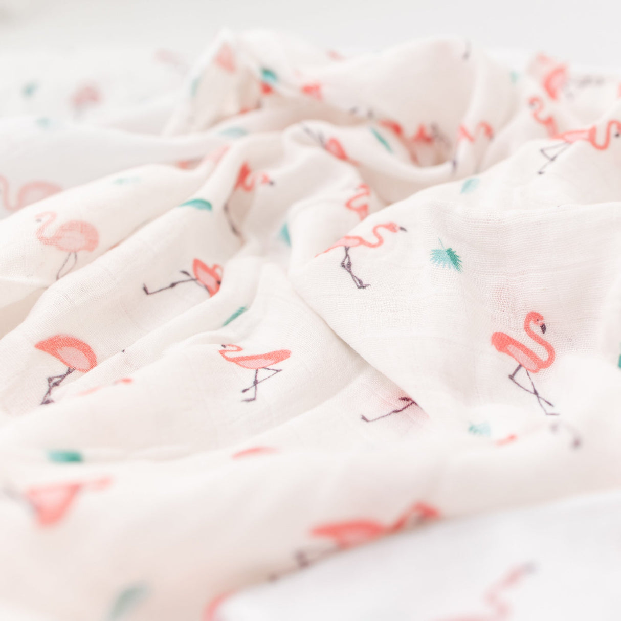 Flamingo Swaddle - HoneyBug 