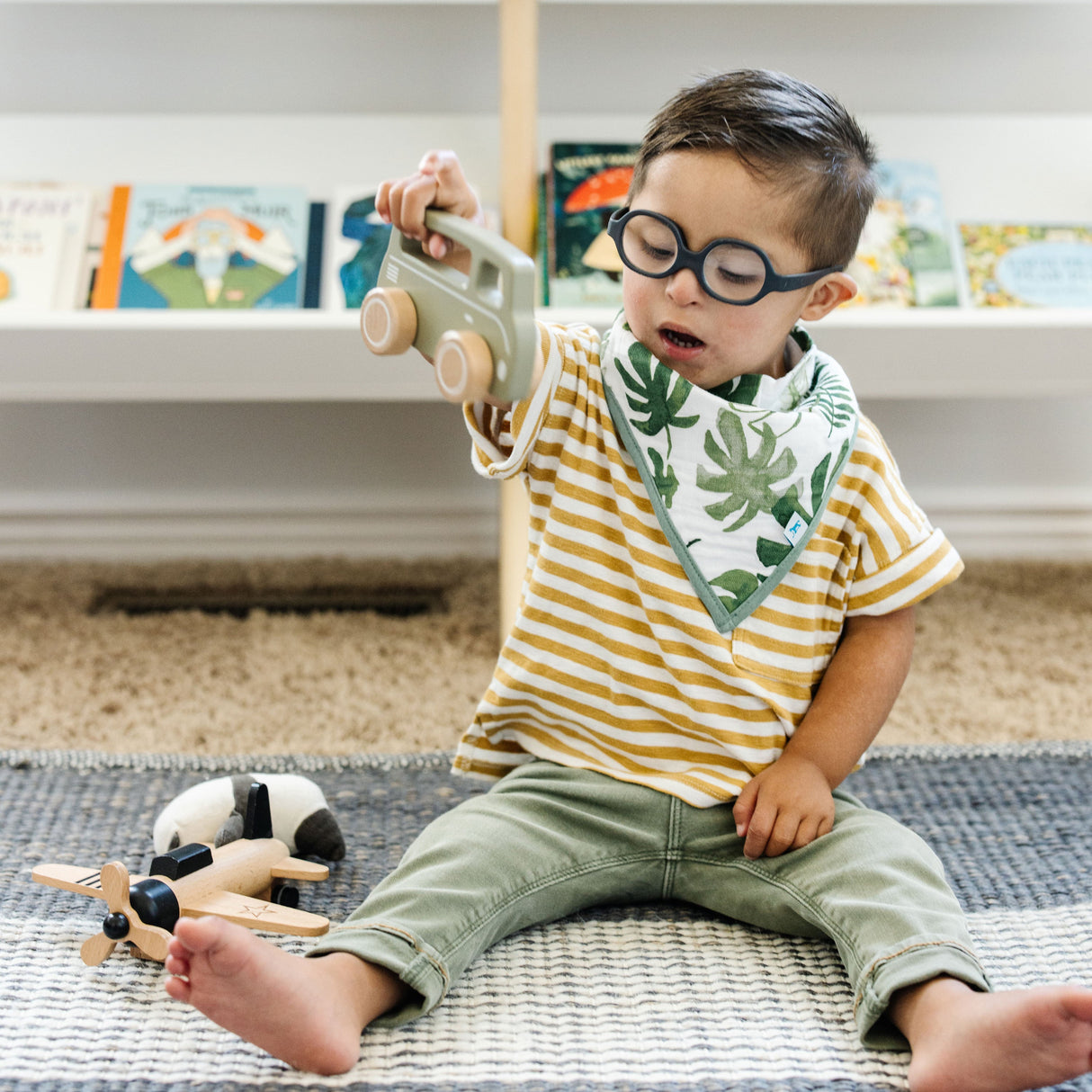 Cotton Muslin + Fleece Bandana Bib 4 Pack - Tropical Leaf - HoneyBug 