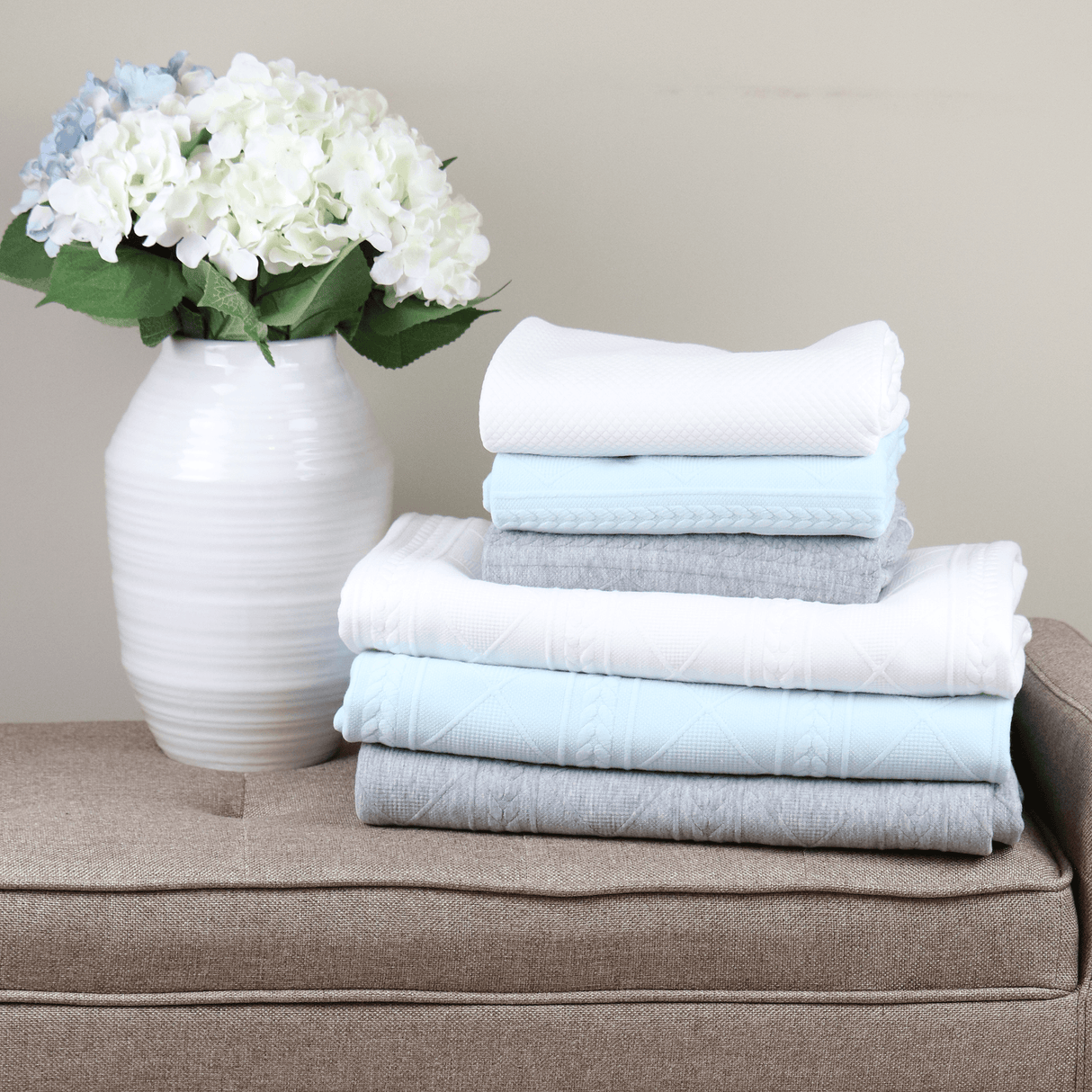 Gray 50" x 60" Full Size Knit Throw - HoneyBug 