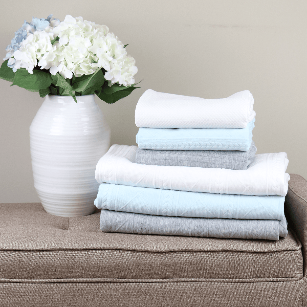 Mint 50" x 60" Full Size Knit Throw - HoneyBug 