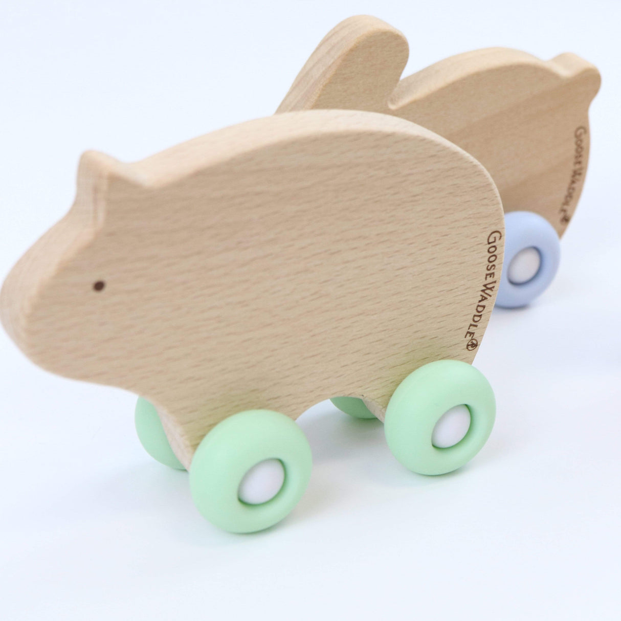 Mint Bear Silicone + Wood Teether with Wheels - HoneyBug 