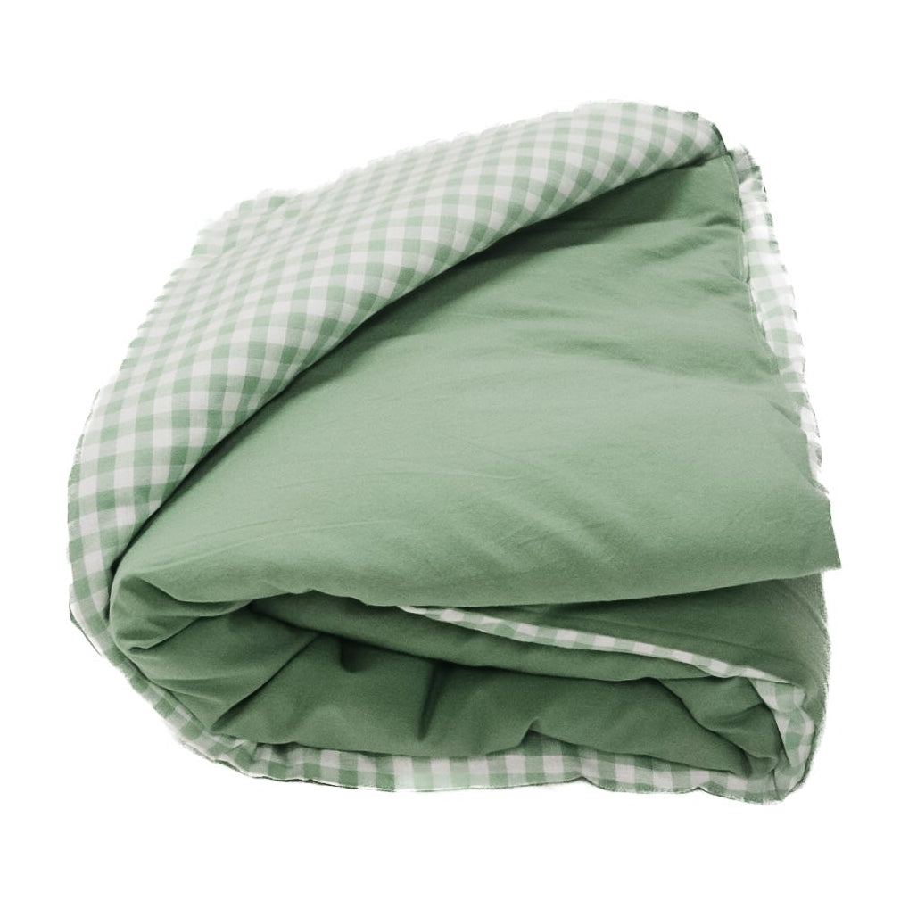 Ivy Gingham Quilted Blanket