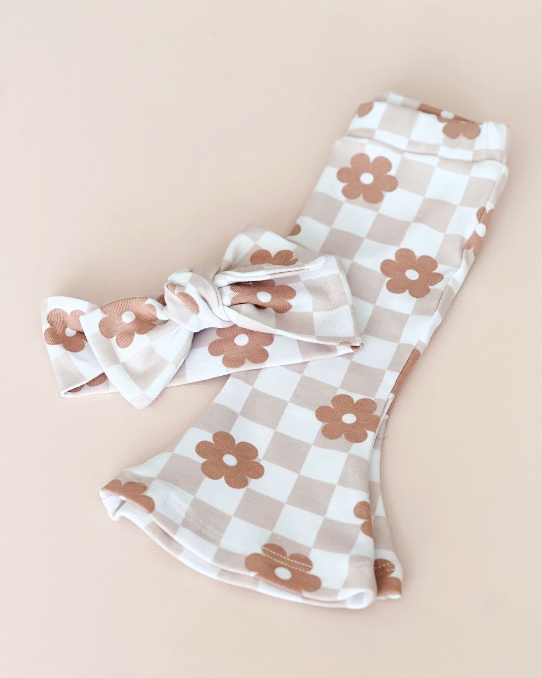 Latte Daisy Headband - HoneyBug 