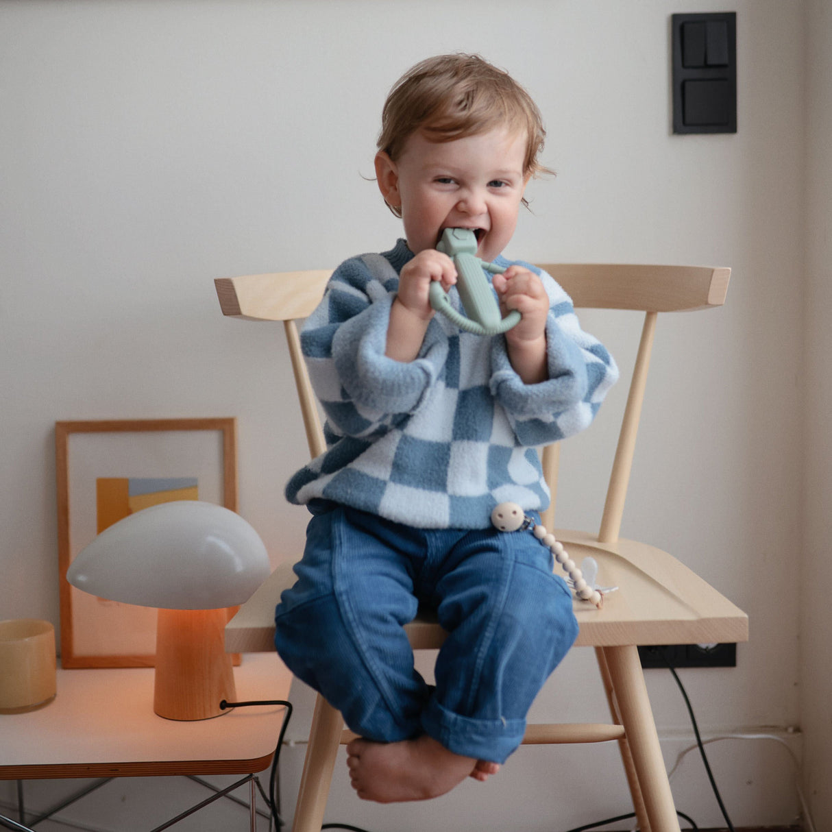 Robot Rattle Teether - HoneyBug 