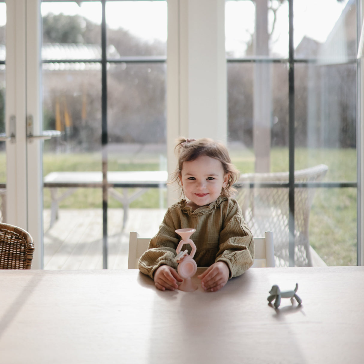 HexaPop Suction Toy - Shifting Sand - HoneyBug 