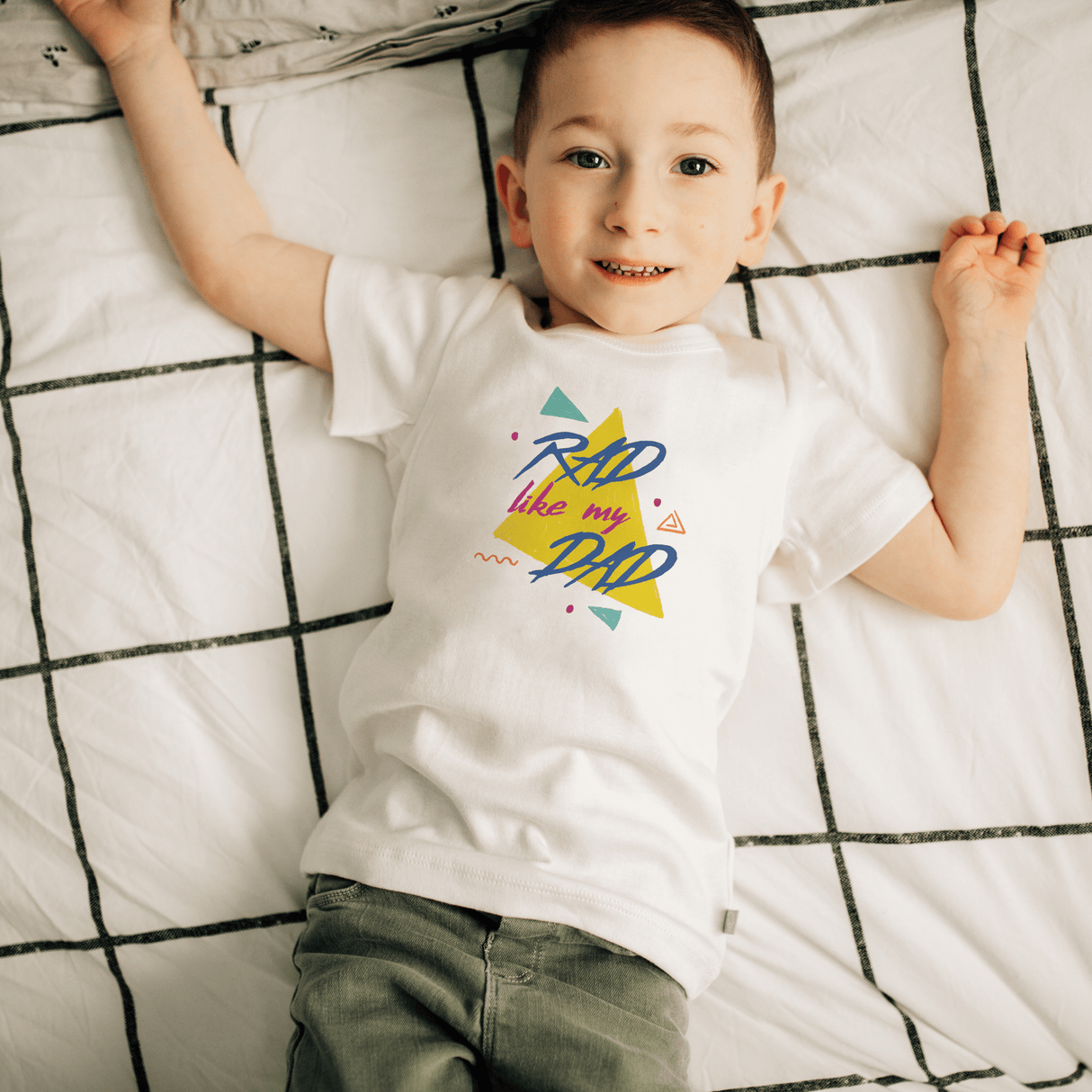 graphic tee | rad like my dad - HoneyBug 